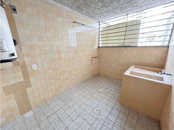 Apartamento de 4 alcobas en venta en Sotomayor, Bucaramanga, 150 m² · foto 19 de 19