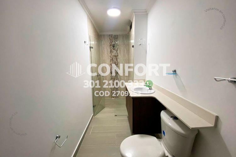 Apartamento de 3 alcobas en arriendo en Las Acacias, Medellín, 240 m² · foto 9 de 24