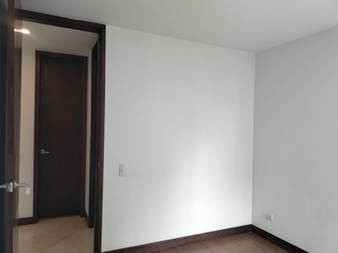 Apartamento de 3 alcobas en arriendo en El Poblado, Medellín, 100 m² · foto 12 de 19