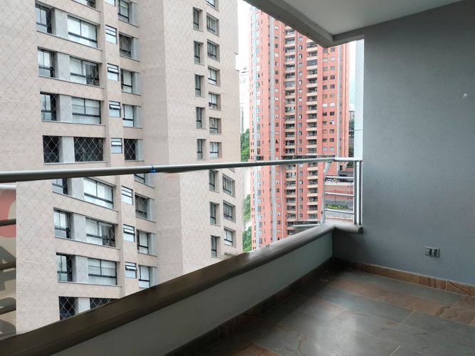 Apartamento de 3 alcobas en arriendo en El Poblado, Medellín, 100 m² · foto 19 de 19