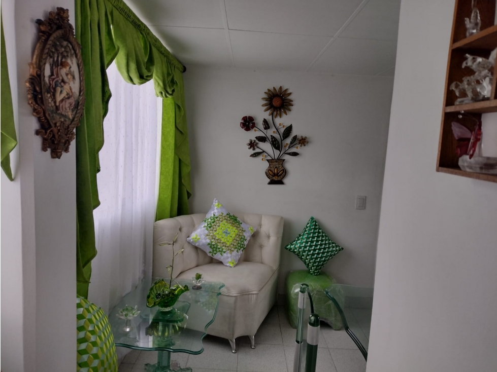 Apartamento en venta en Villa Del Parque, Medellín · foto 2 de 18