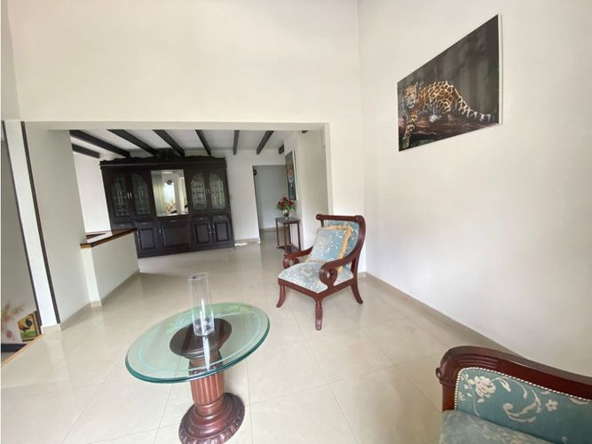 Casa de 6 alcobas en venta en Pance, Cali · foto 15 de 24