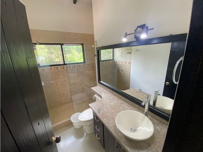Casa de 6 alcobas en venta en Pance, Cali · foto 18 de 24
