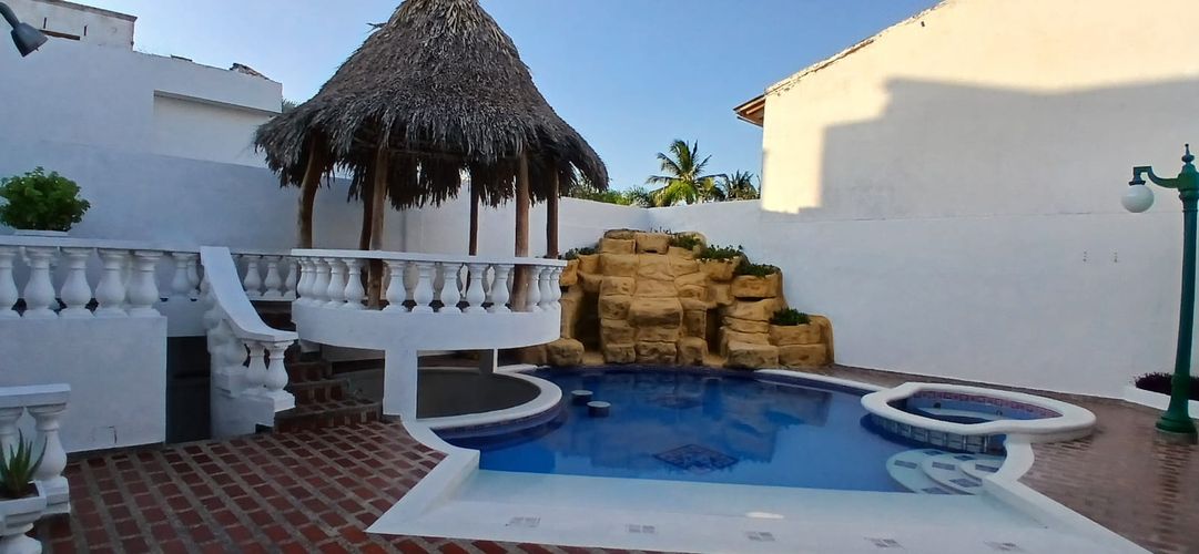 Casa de 4 alcobas en venta en Conjunto Residencial Villa Campestre, Barranquilla, 350 m² · foto 2 de 22