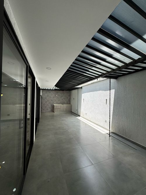 Casa de 5 alcobas en venta en Las Mercedes, Jamundí, 225 m² · foto 6 de 19