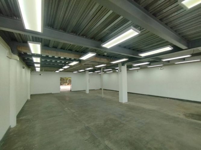 Local en arriendo en Llano Grande, Rionegro, 300 m² · foto 2 de 14