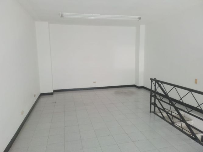 Local en arriendo en Florida Nueva, Medellín, 180 m² · foto 3 de 8