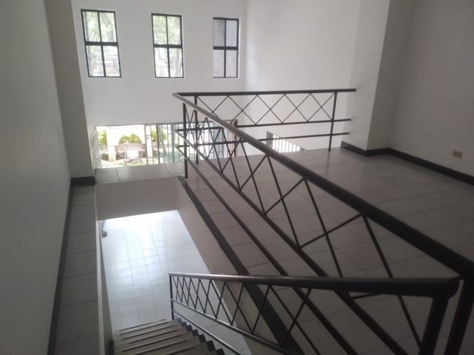Local en arriendo en Florida Nueva, Medellín, 180 m² · foto 7 de 8