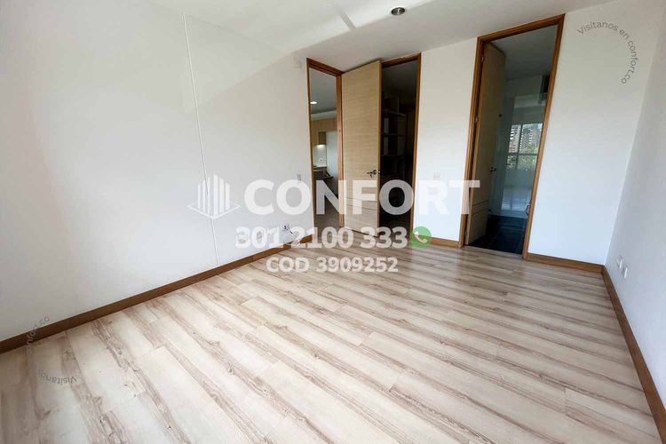 Apartamento de 2 alcobas en arriendo en Loma Benedictinos, Medellín, 100 m² · foto 8 de 24