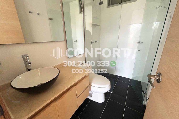 Apartamento de 2 alcobas en arriendo en Loma Benedictinos, Medellín, 100 m² · foto 19 de 24