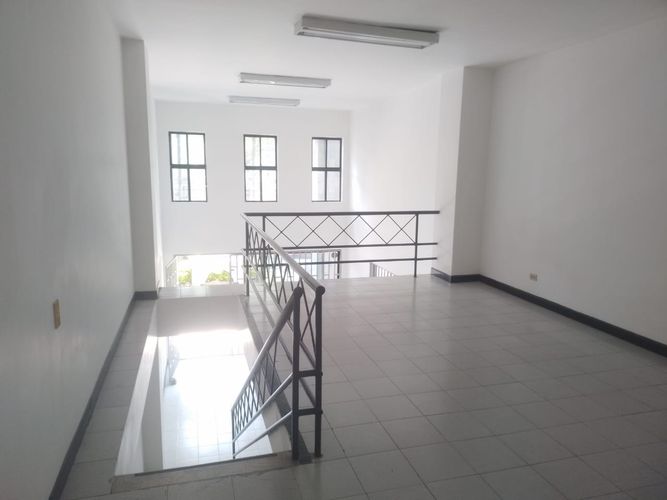 Local en arriendo en Laureles, Medellín, 90 m² · foto 3 de 15