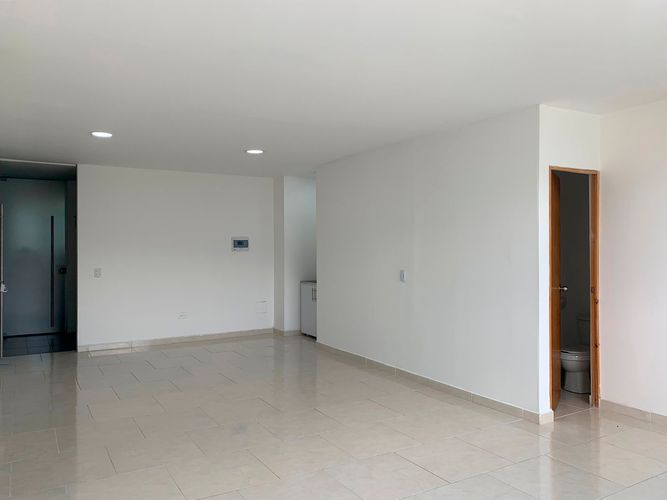 Oficina en venta en Aliadas Del Sur, Sabaneta, 36 m² · foto 3 de 6