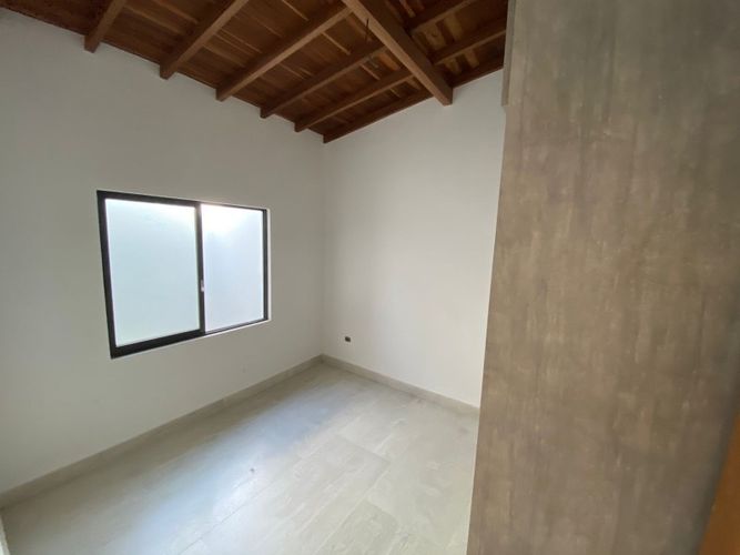 Casa de 4 alcobas en venta en San Antonio De Prado, La Ceja, 147 m² · foto 7 de 16