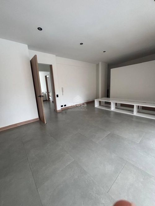 Casa de 3 alcobas en venta en Ciudad Jardin, Cali, 243 m² · foto 3 de 12