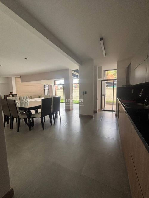 Casa de 3 alcobas en venta en Ciudad Jardin, Cali, 243 m² · foto 7 de 12