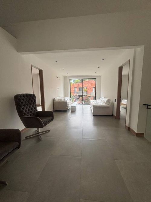 Casa de 3 alcobas en venta en Ciudad Jardin, Cali, 243 m² · foto 9 de 12