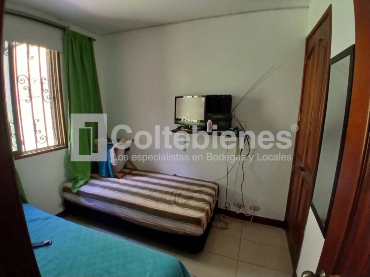 Casa en arriendo en El Poblado, Medellín · foto 18 de 24