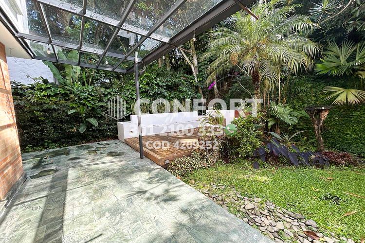 Casa de 3 alcobas en arriendo en Loma Benedictinos, Medellín, 452 m² · foto 22 de 24