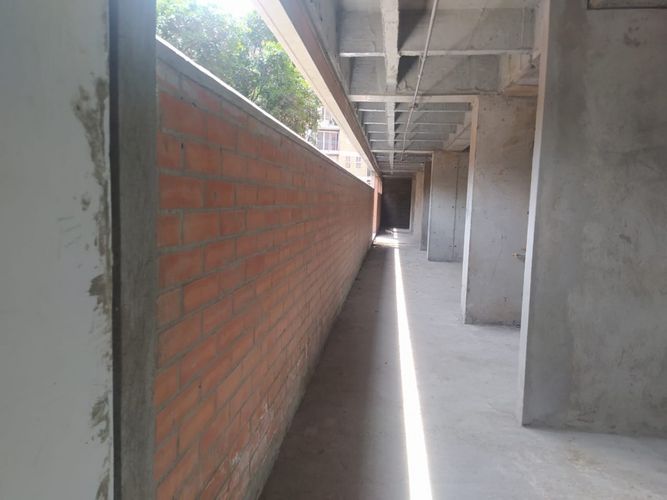 Oficina en arriendo en Los Colores, Medellín, 381 m² · foto 3 de 9