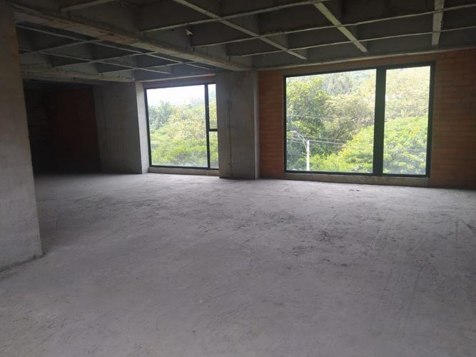 Oficina en arriendo en Los Colores, Medellín, 381 m² · foto 3 de 11