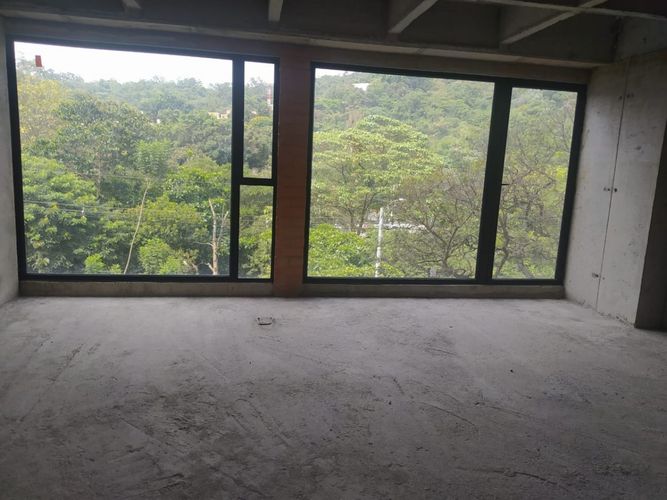 Oficina en arriendo en Los Colores, Medellín, 381 m² · foto 10 de 11