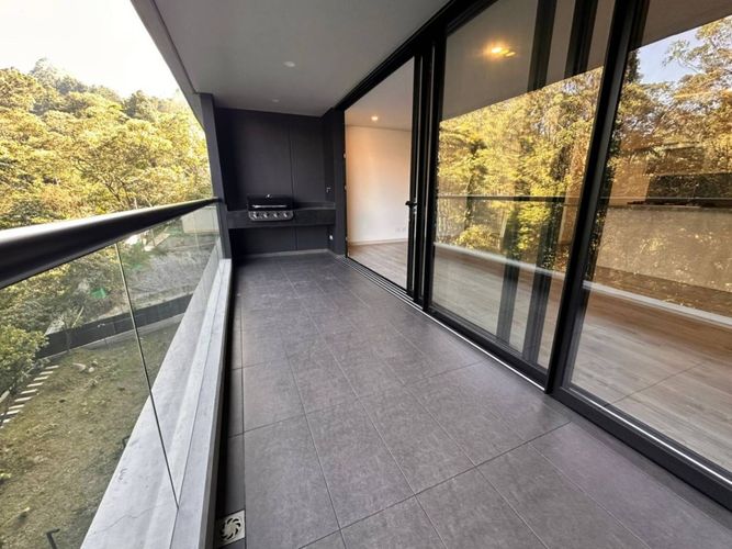 Apartamento de 2 alcobas en venta en El Poblado, Medellín, 104 m² · foto 4 de 11