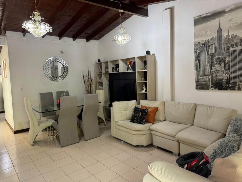 Casa en venta en San javier, Medellín 4