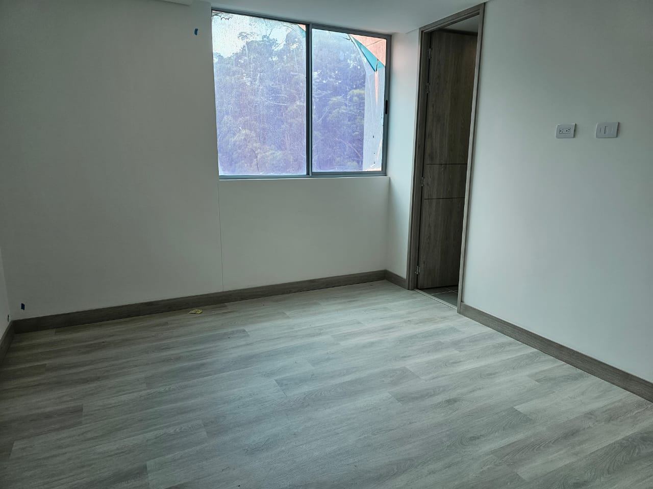 Apartamento en venta en El Poblado, Envigado · foto 8 de 14