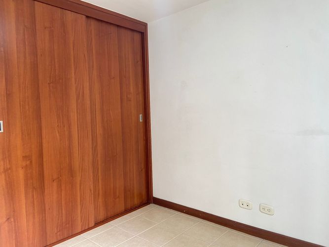 Apartamento de 3 alcobas en venta en San Jose, Sabaneta, 83 m² · foto 7 de 17