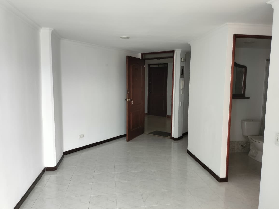 Apartamento en venta en El Poblado, Medellín · foto 11 de 14
