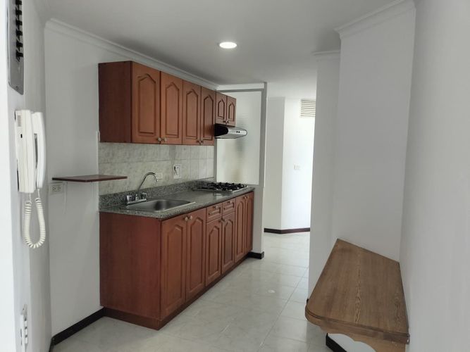 Apartamento en venta en El Poblado, Medellín · foto 4 de 14
