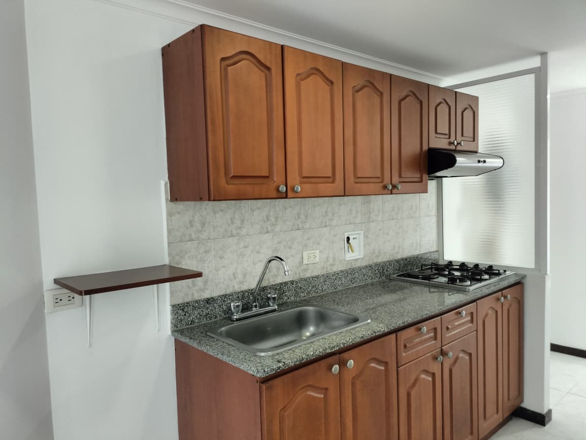 Apartamento en venta en El Poblado, Medellín · foto 5 de 14