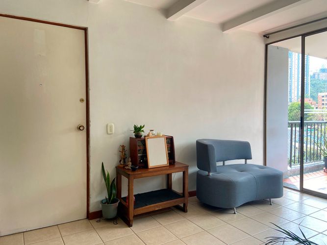 Apartamento de 3 alcobas en venta en San Jose, Sabaneta, 70 m² · foto 3 de 20