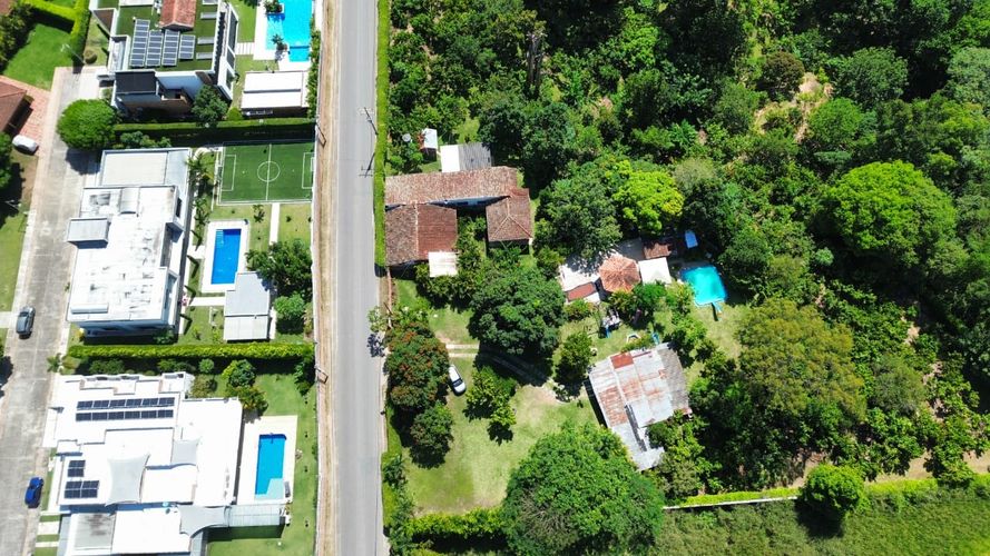 Lote en venta en Ruitoque Bajo, Floridablanca, 9800 m² · foto 2 de 16