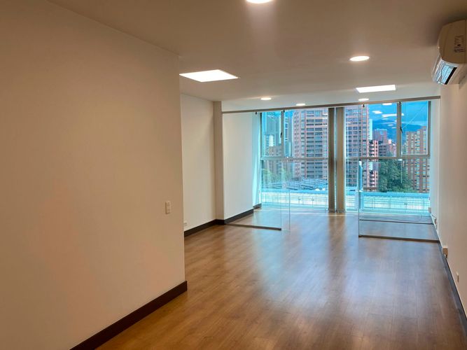 Oficina en arriendo en El Poblado, Medellín, 38 m² · foto 9 de 9