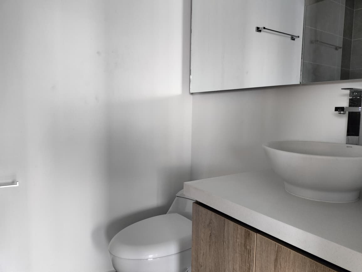Apartamento en arriendo en El Poblado, Medellín · foto 18 de 19