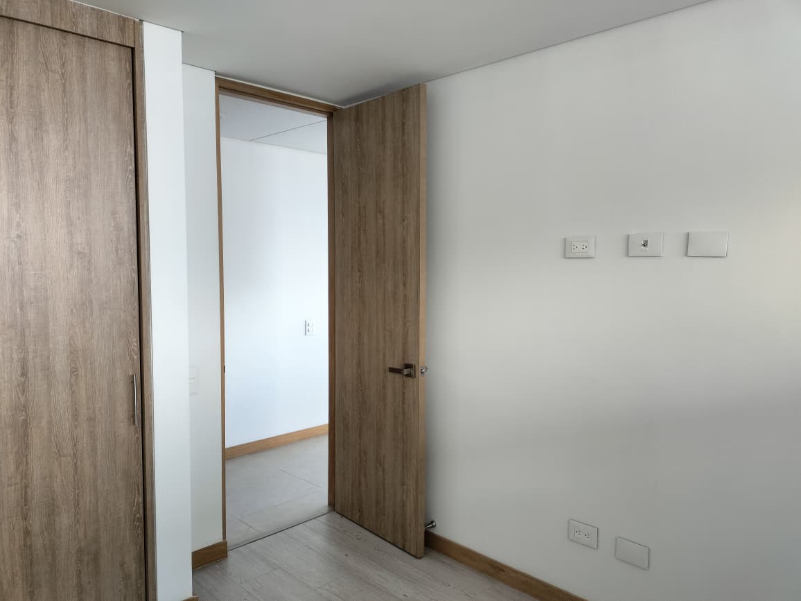 Apartamento en arriendo en El Poblado, Medellín · foto 14 de 19
