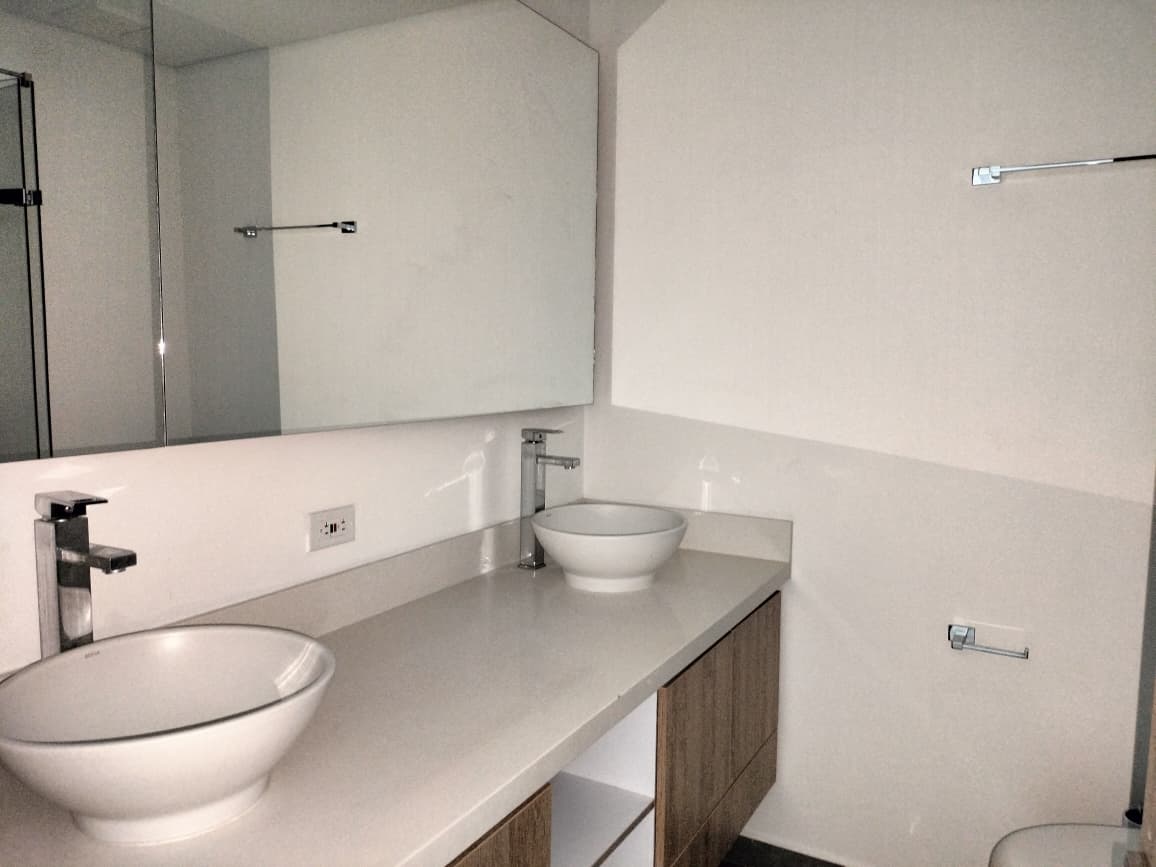 Apartamento en arriendo en El Poblado, Medellín · foto 17 de 19