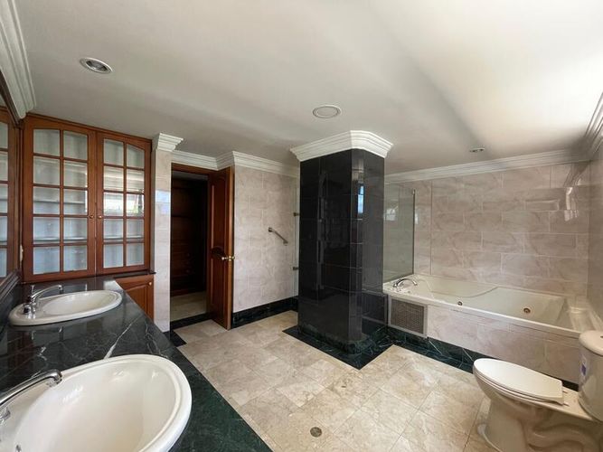 Apartamento de 3 alcobas en venta en Alejandría, Medellín, 250 m² · foto 24 de 24