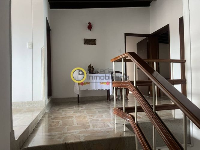 Casa de 4 alcobas en venta en La Floresta, Bucaramanga, 500 m² · foto 16 de 24