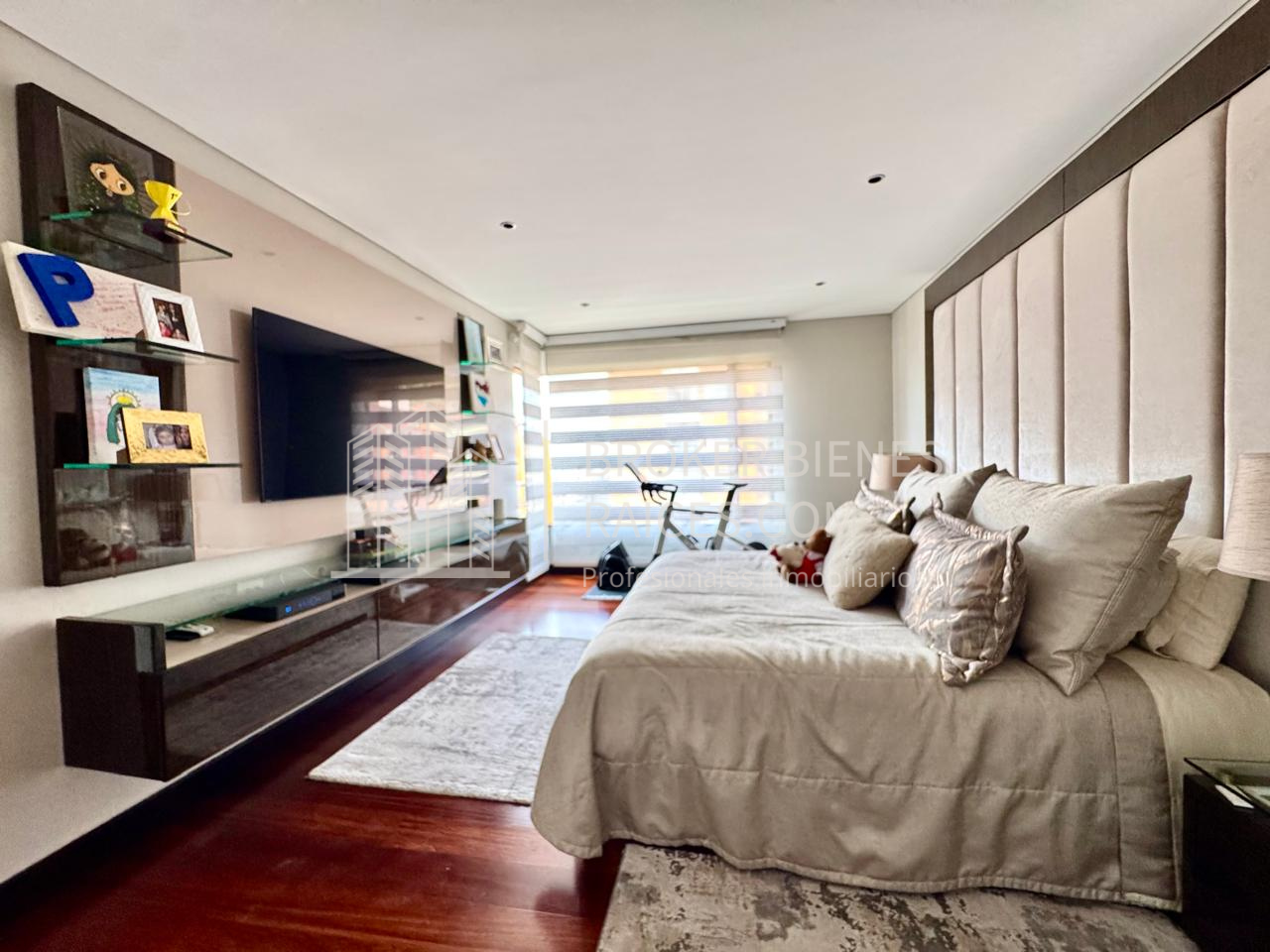Apartamento en venta en Reserva De La Sierra, Bogotá · foto 8 de 18