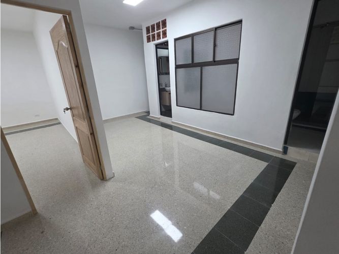 Oficina en arriendo en Suramericana, Medellín, 180 m² · foto 4 de 15