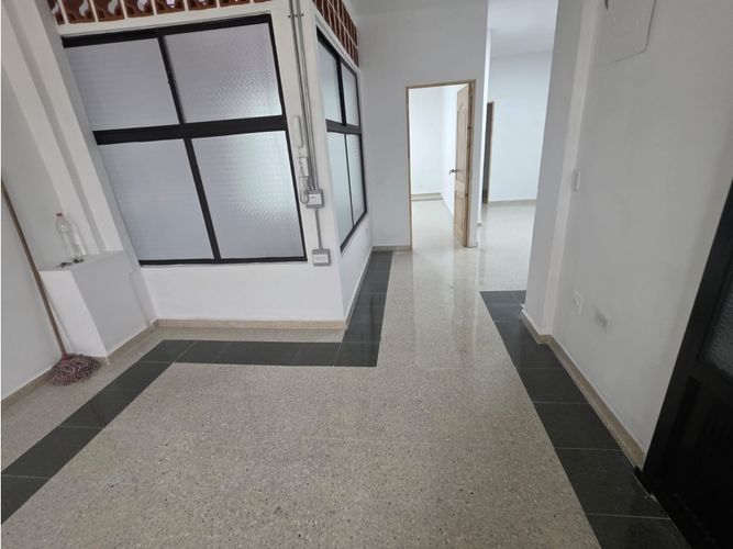 Oficina en arriendo en Suramericana, Medellín, 180 m² · foto 5 de 15