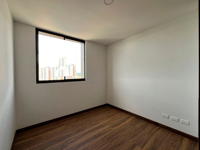 Apartamento de 3 alcobas en arriendo en Chipre, Rionegro, 80 m² · foto 8 de 12