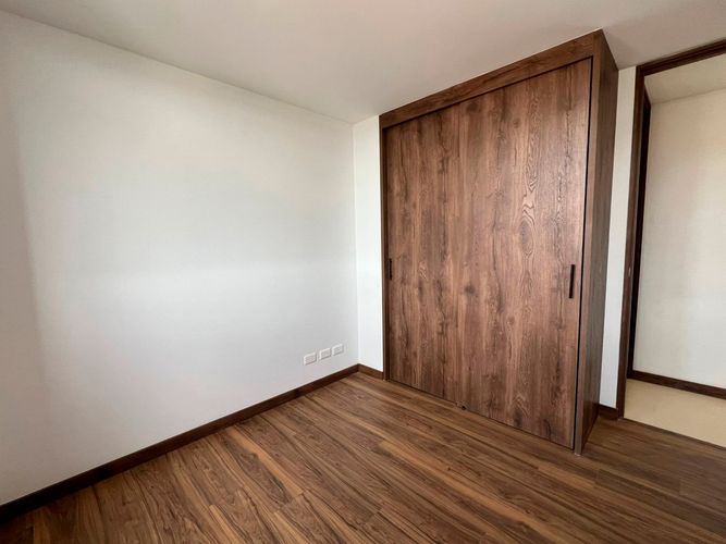 Apartamento de 3 alcobas en arriendo en Chipre, Rionegro, 80 m² · foto 10 de 12