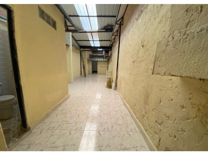 Local en arriendo en El Poblado, Medellín, 100 m² · foto 7 de 9