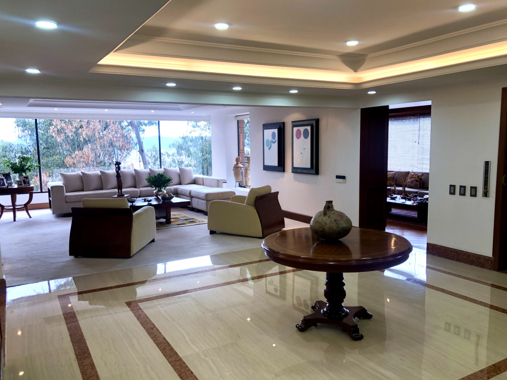 Apartamento en venta en Montearroyo, Bogotá · foto 2 de 14