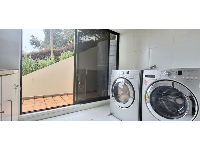 Casa de 5 alcobas en venta en Yerbabuena, Sopó, 650 m² · foto 23 de 24