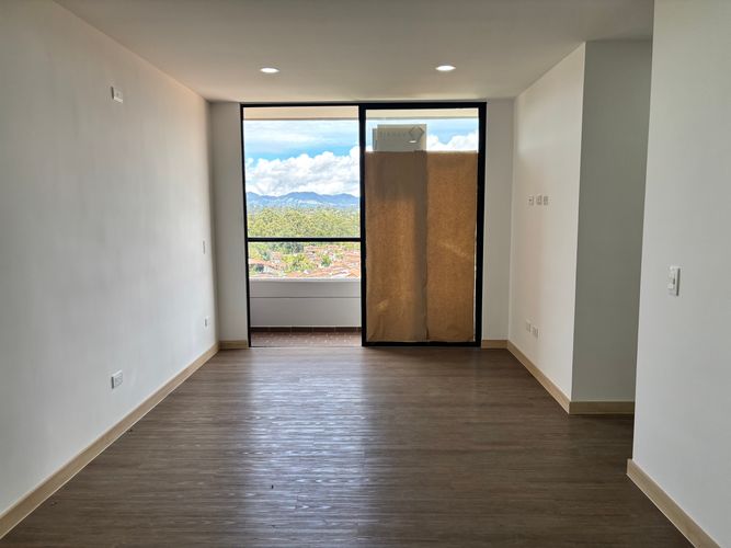 Apartamento de 3 alcobas en venta en El Faro, Rionegro, 67 m² · foto 3 de 12