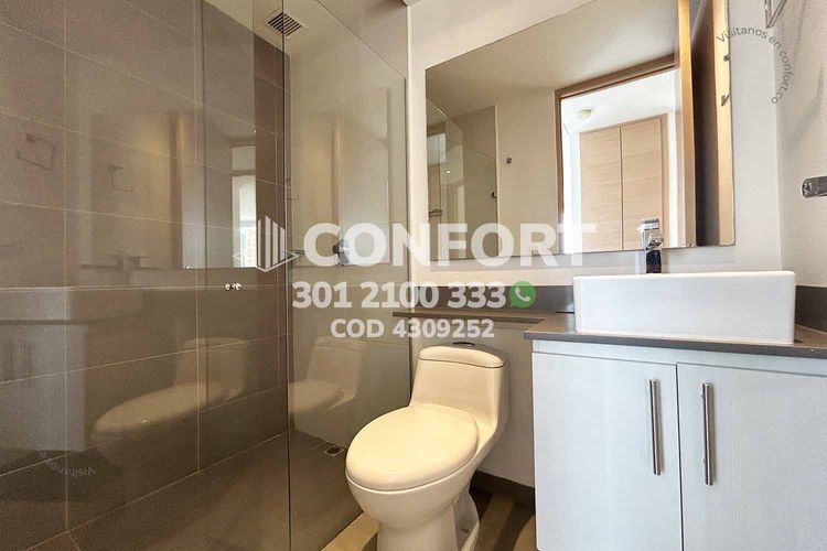 Apartamento de 2 alcobas en arriendo en Loma Del Esmeraldal, Envigado, 77 m² · foto 2 de 24